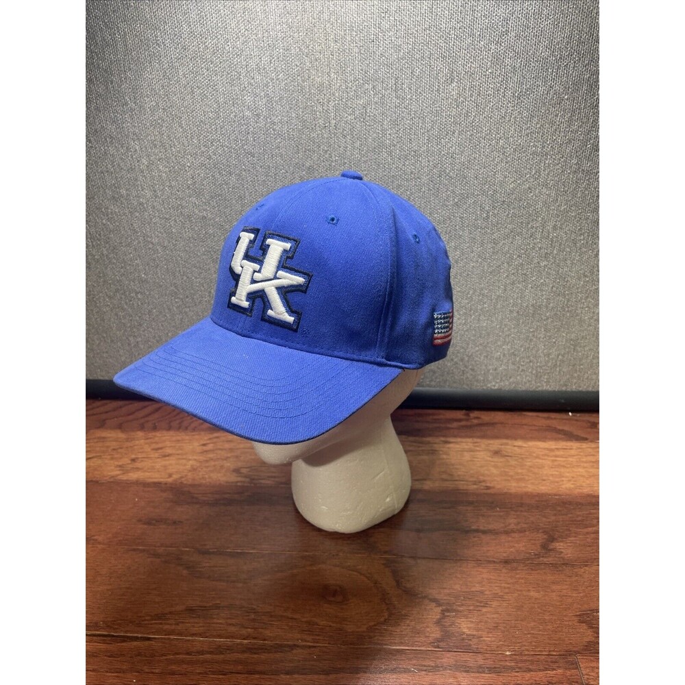 Kentucky Wildcat Fanzfirst American Flag One Fit Hat